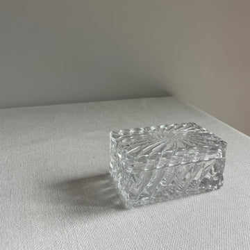 Crystal cigarette box
