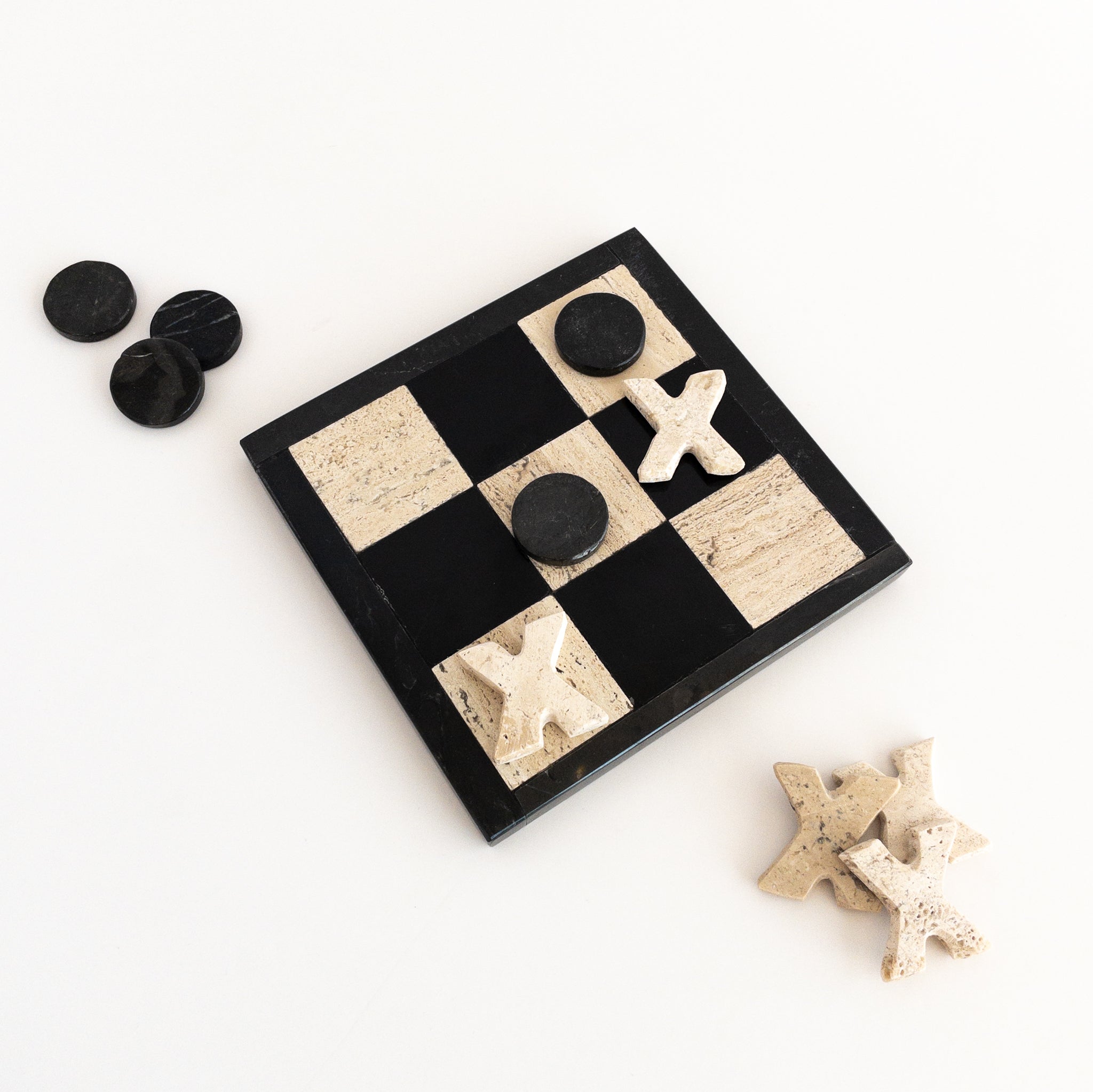 Tic tac toe - travertine & black