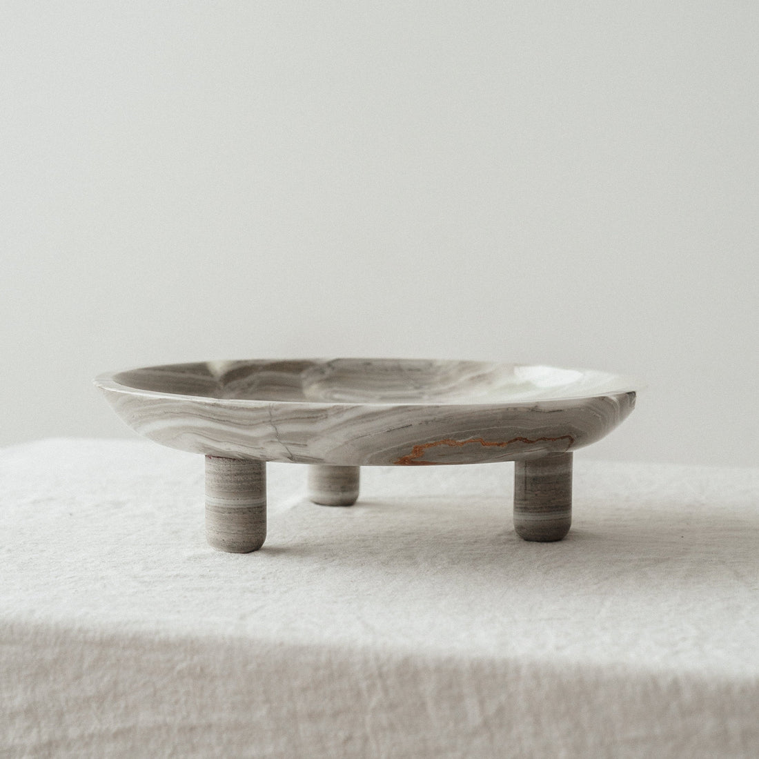 Footed dish - grey onyx