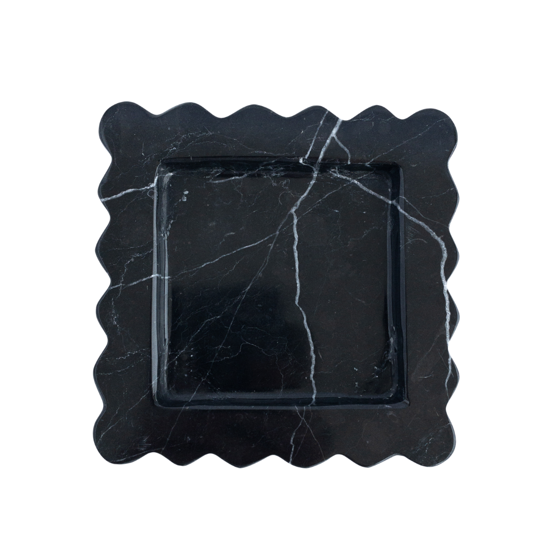 detail of veining on stone tray