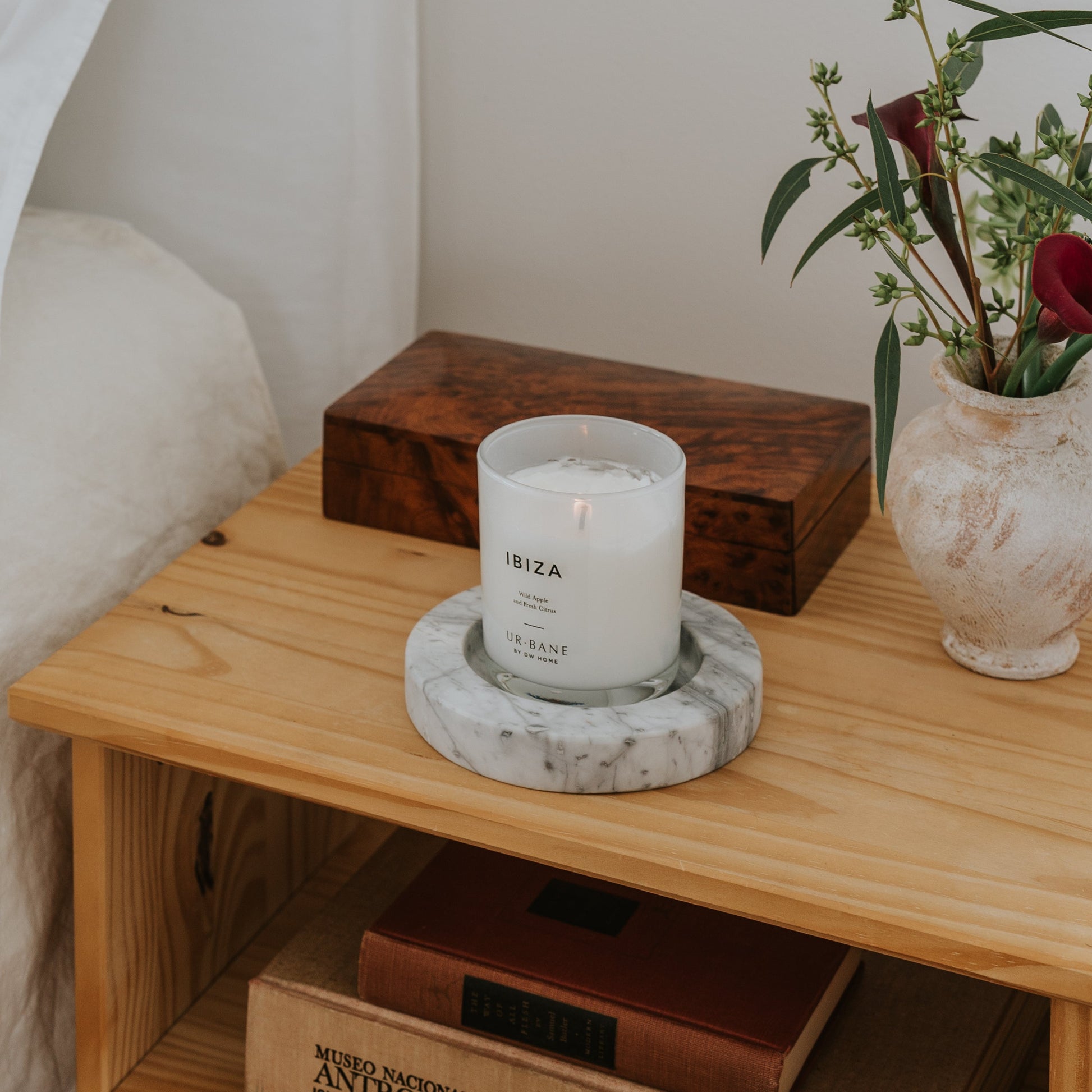 stone catch on bedside all dish for home organization