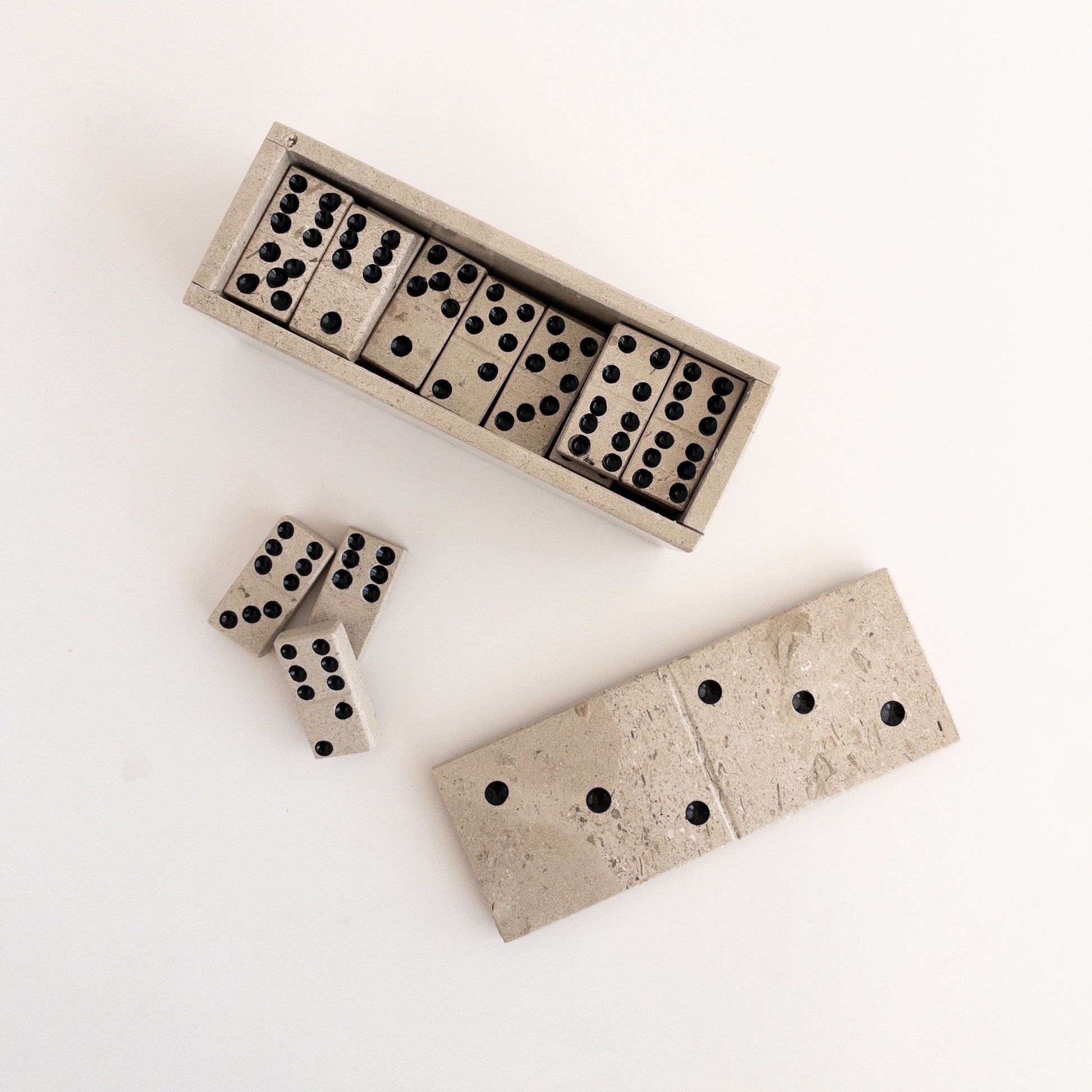 details of travertine dominos pieces